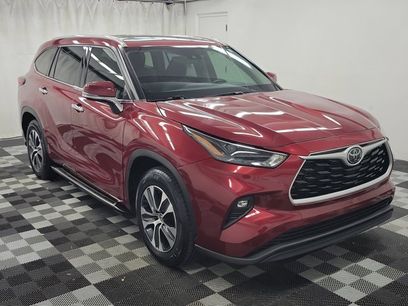 Used 2022 Toyota Highlander XLE