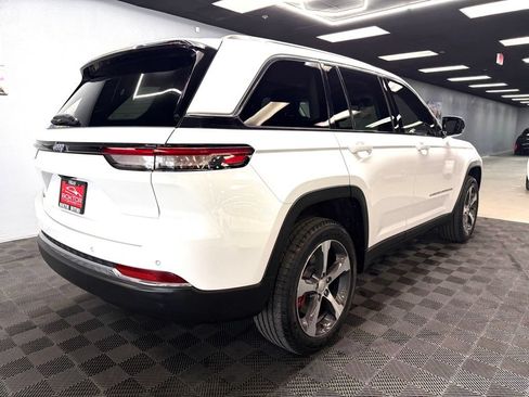 Used 2022 Jeep Grand Cherokee Limited 4xe AWD/4WD image 14