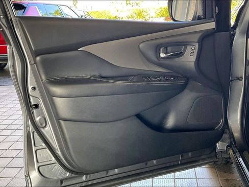 Used 2021 Nissan Murano SL AWD/4WD image 2