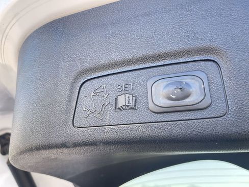 Used 2015 Lincoln MKC AWD w/ Equipment Group 102A Reserve image 7