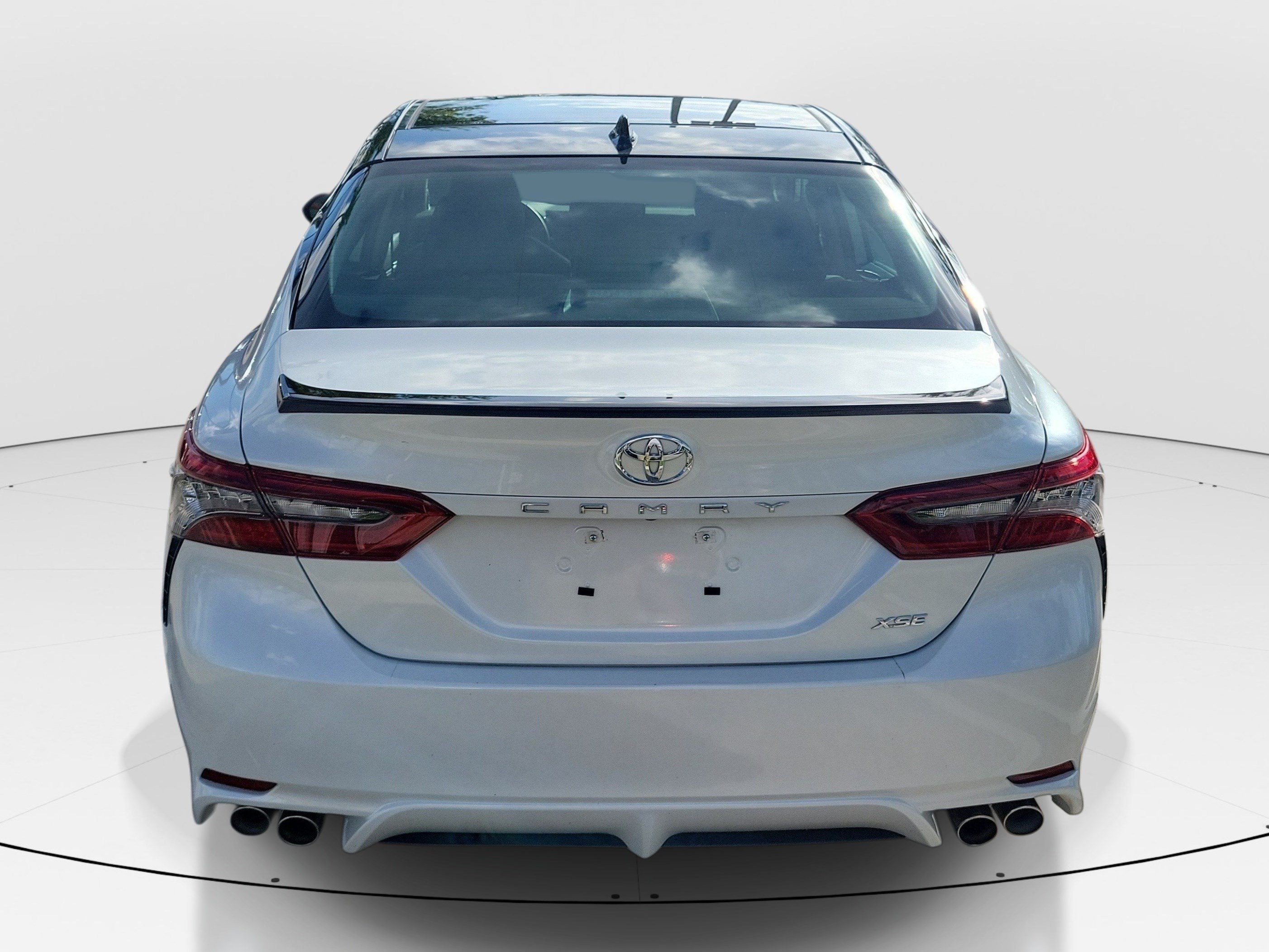 Used 2023 Toyota Camry XSE w/ Navigation Package FWD image 6