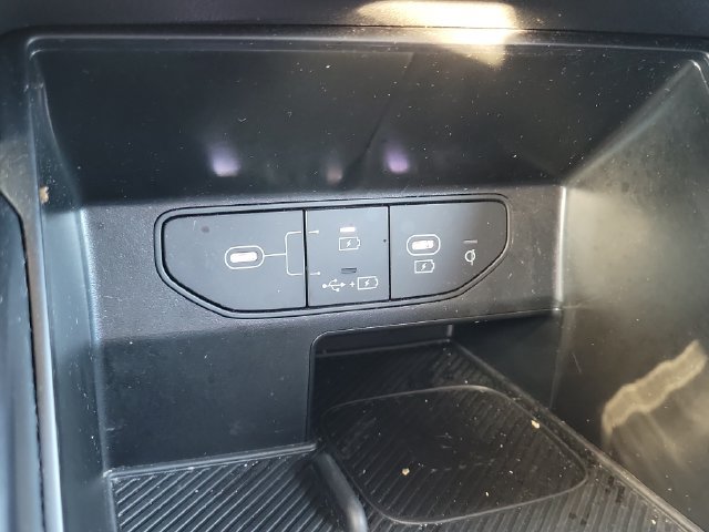 Used 2025 Kia Sorento S w/ Panoramic Sunroof Package FWD image 26
