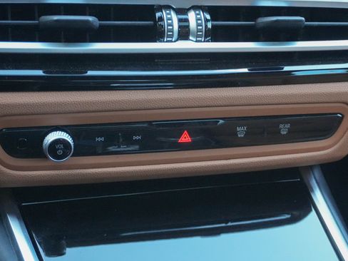 Certified 2023 BMW i4 eDrive35 w/ Premium Package image 21