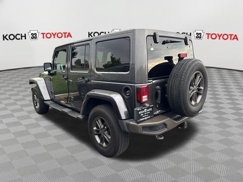 Used 2016 Jeep Wrangler Unlimited Sahara AWD/4WD image 4