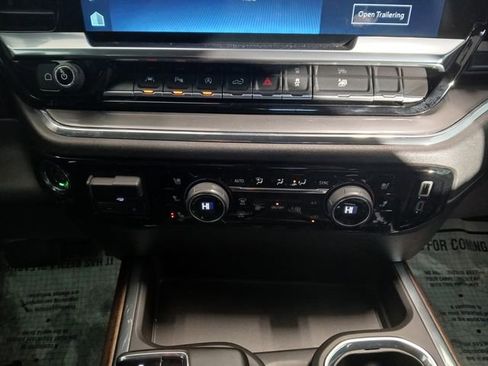 Used 2023 Chevrolet Silverado 1500 High Country w/ High Country Premium Package image 22