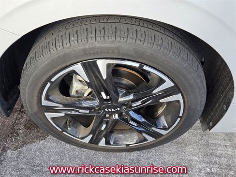 Used 2024 Kia K5 GT-Line image 11