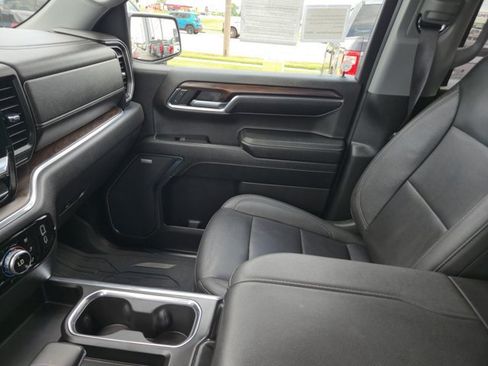Used 2024 GMC Sierra 1500 SLT w/ SLT Premium Plus Package AWD/4WD image 15