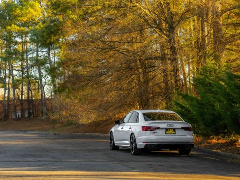 Used 2019 Audi S4 Premium Plus w/ Premium Plus Package image 43