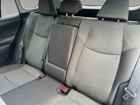 Used 2021 Toyota RAV4 XLE w/ Convenience Package image 16