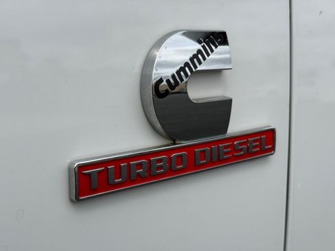 Used 2023 RAM 2500 Laramie AWD/4WD image 41