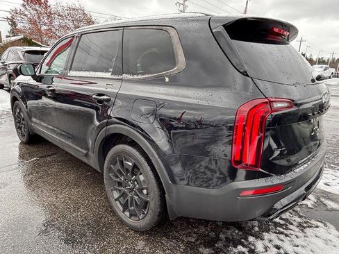 Certified 2022 Kia Telluride EX w/ EX Premium Package image 6