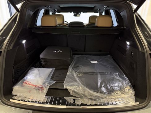 New 2026 Porsche Cayenne E-Hybrid image 28