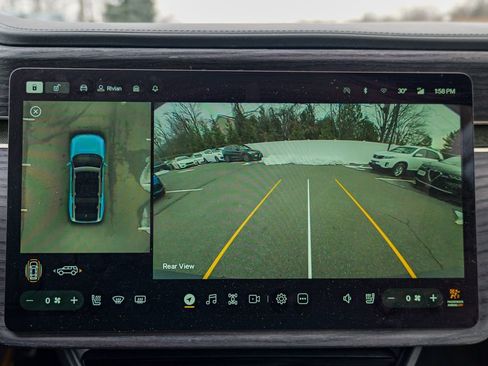 Used 2024 Rivian R1S Adventure image 46