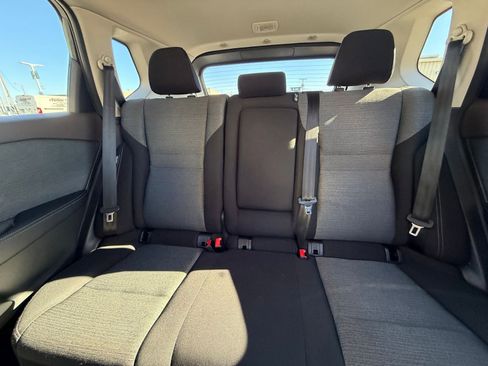 Used 2023 Nissan Rogue SV image 38