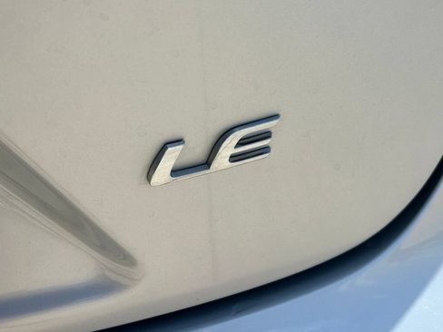 Used 2024 Toyota Corolla LE FWD image 13
