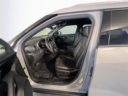 Used 2021 Chevrolet Blazer Premier w/ Driver Confidence II Package image 9