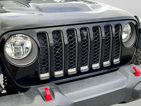 Used 2022 Jeep Gladiator Rubicon w/ Trailer Tow Package image 30