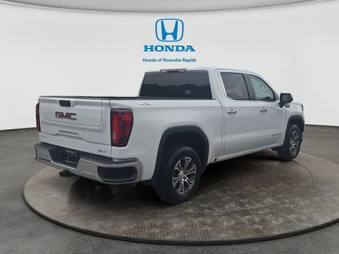Used 2025 GMC Sierra 1500 SLT AWD/4WD image 5