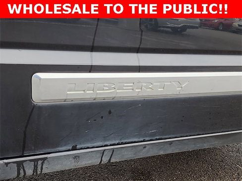 Used 2008 Jeep Liberty Limited w/ Premium Sound Group image 11