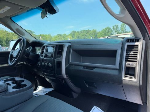 Used 2014 RAM 1500 ST w/ SXT Appearance Group AWD/4WD image 19