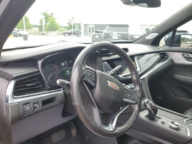 Certified 2024 Cadillac XT6 Premium Luxury AWD/4WD image 8