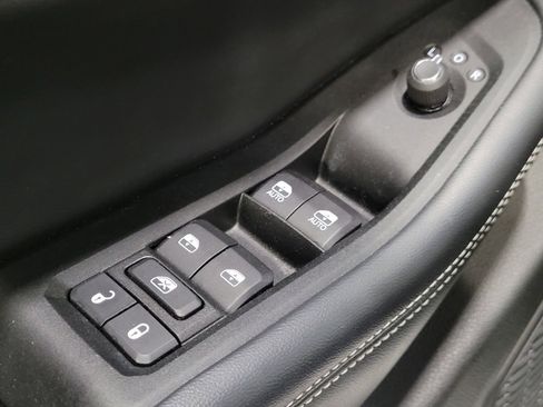 Used 2023 Jeep Grand Cherokee Altitude image 27