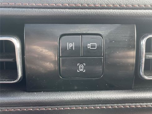 Used 2023 Lincoln Aviator Reserve image 28