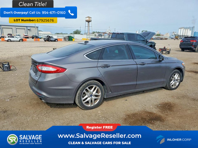 Used 2013 Ford Fusion SE FWD image 4