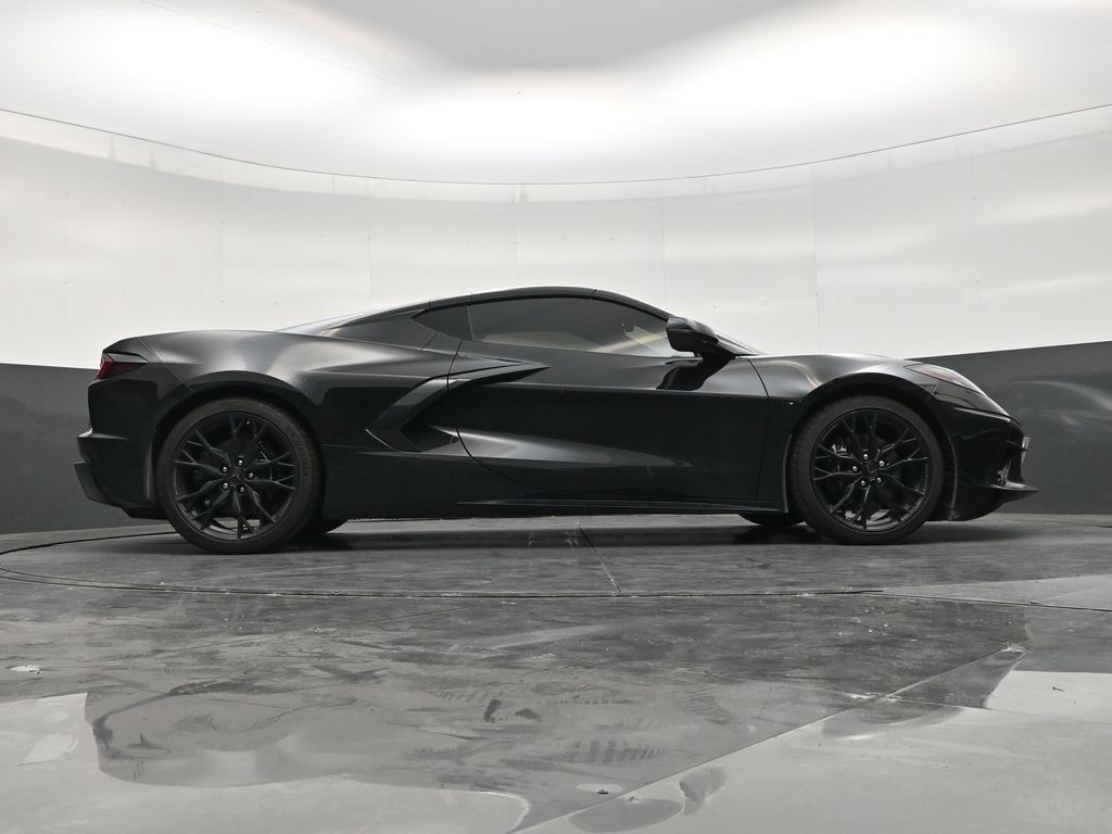 Used 2025 Chevrolet Corvette Stingray Preferred Cpe w/ Stealth Interior Trim Package RWD image 24