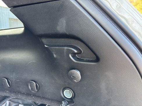 Used 2017 Jeep Grand Cherokee Limited image 24