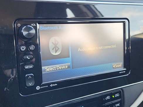 Used 2018 Toyota Corolla iM w/ Carpet Mat Package (TMS) FWD image 18