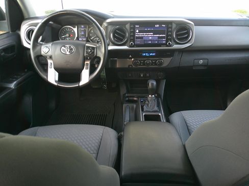 Used 2021 Toyota Tacoma SR5 image 30