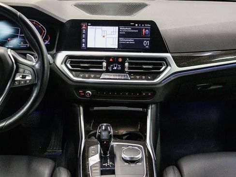 Used 2019 BMW 330i Sedan w/ Premium Package RWD image 14