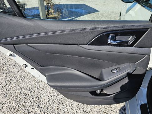 Used 2017 Nissan Maxima 3.5 S image 17