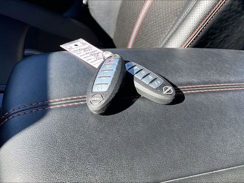 Used 2025 Nissan Altima 2.5 SR image 35