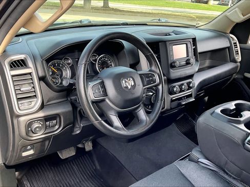 Used 2019 RAM 1500 Tradesman image 17