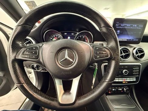 Used 2020 Mercedes-Benz GLA 250 image 17