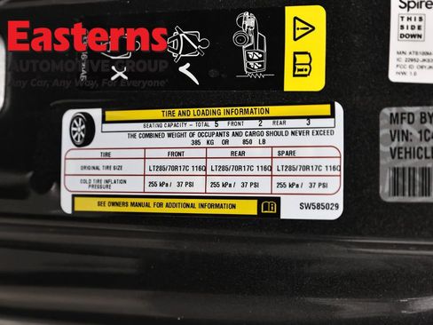 Used 2025 Jeep Wrangler Unlimited Rubicon 4xe w/ Safety Group image 34