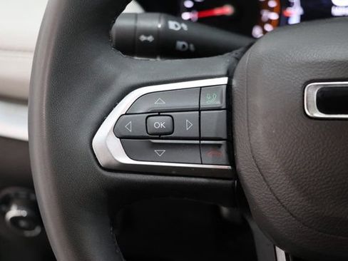 Used 2025 Jeep Compass Limited AWD/4WD image 22
