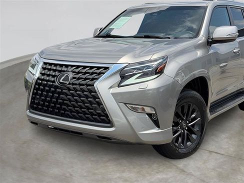 Used 2021 Lexus GX 460 Premium w/ Premium Package AWD/4WD image 5