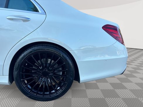 Used 2015 Mercedes-Benz S 550 Sedan image 29