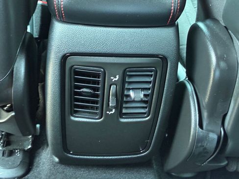 Used 2024 Dodge Durango R/T w/ Blacktop Package AWD/4WD image 26