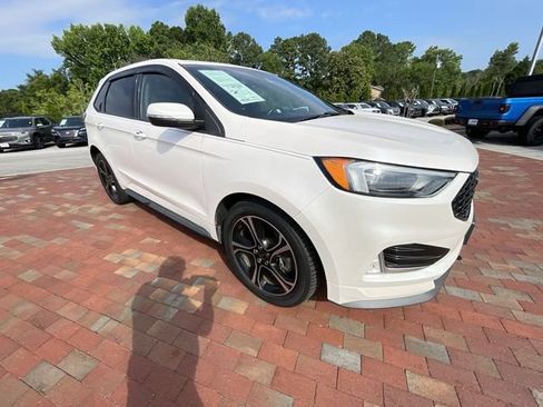 Used 2019 Ford Edge ST w/ Cold Weather Package AWD/4WD image 38