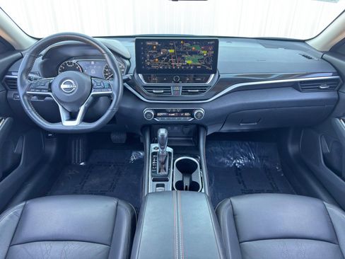 Used 2024 Nissan Altima 2.0 SR image 12