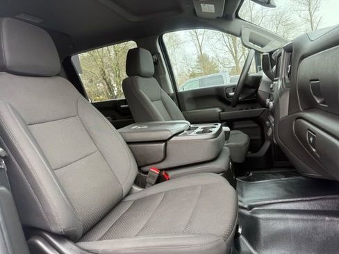 Used 2025 Chevrolet Silverado 2500 W/T image 14