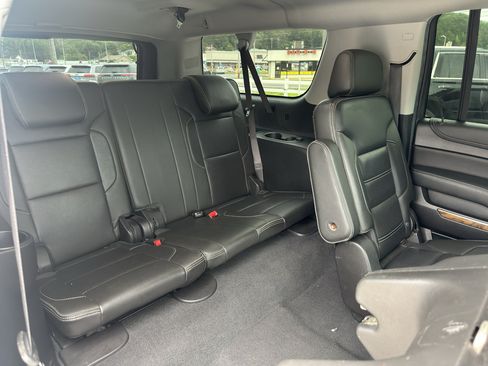 Used 2019 GMC Yukon XL Denali AWD/4WD image 15