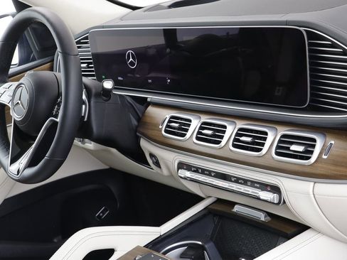 Used 2026 Mercedes-Benz GLE 580 4MATIC image 23