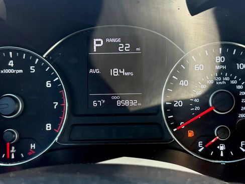 Used 2018 Kia Forte LX image 19