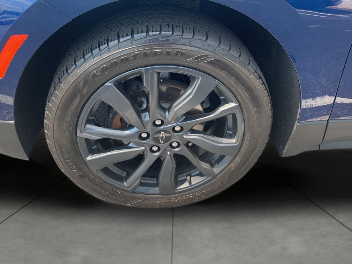 Used 2022 Chevrolet Equinox RS w/ LPO, Floor Liner Package AWD/4WD image 21