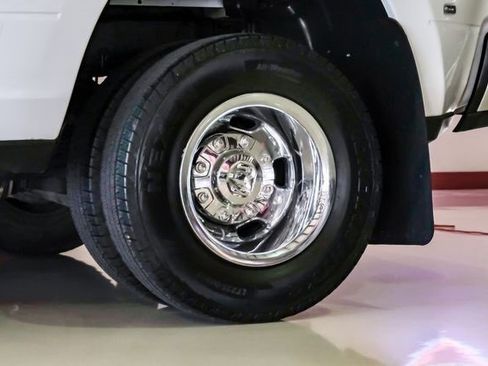 Used 2024 RAM 3500 Tradesman w/ Chrome Appearance Group image 41